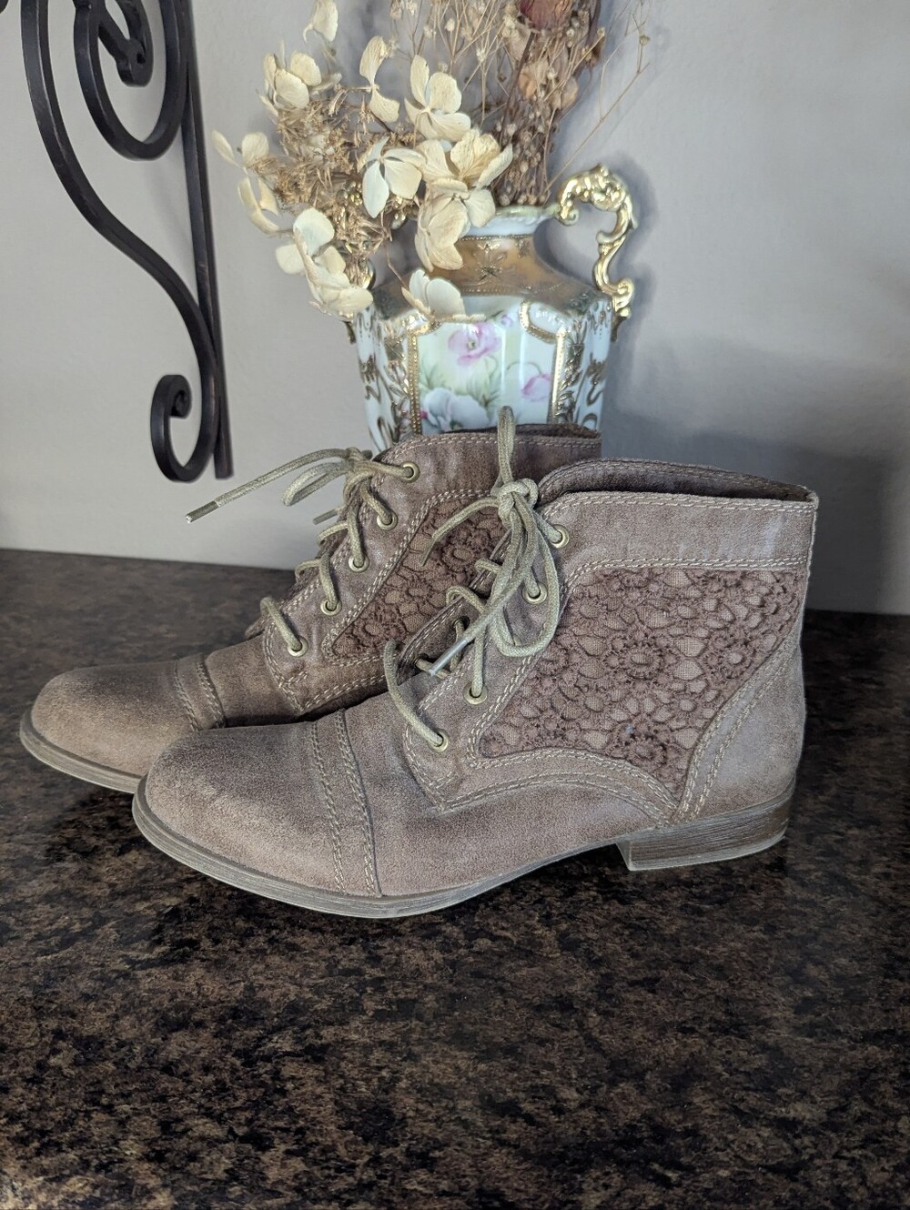 Mossimo Supply Co Faux Suede And Lace Tan Booties Ladies 6.5
